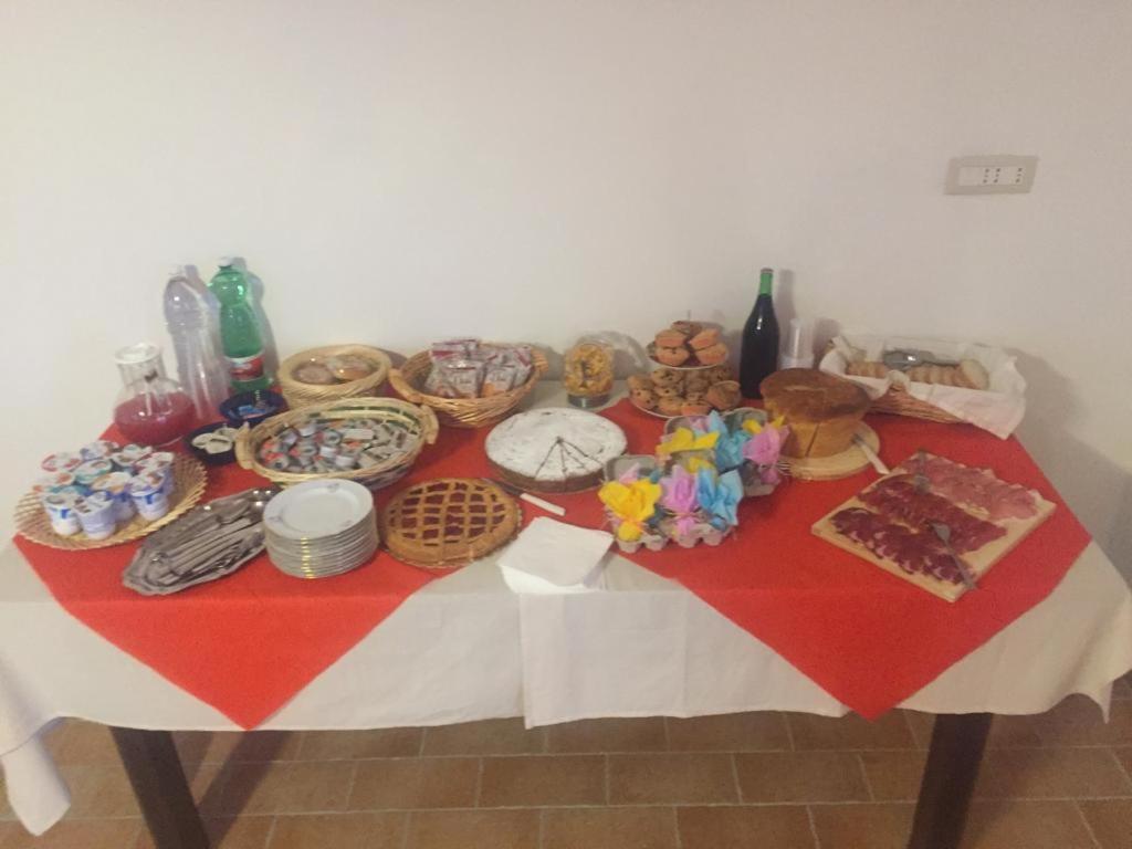 Agriturismo Il Viandante Valfabbrica Luaran gambar
